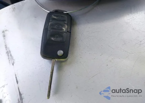 2008 Volkswagen Eos Komfort/Turbo z USA, uszkodzony, nr VIN WVWBA71F98V016181